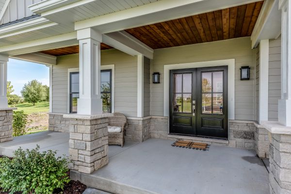 Cost of Porch Concrete Patching in Kokomo