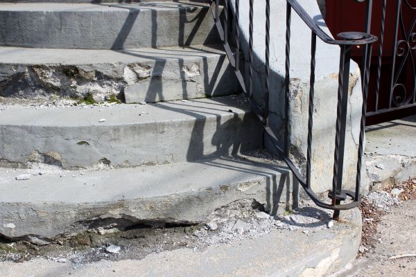 Cost of Cement Stairs Repair in Kokomo